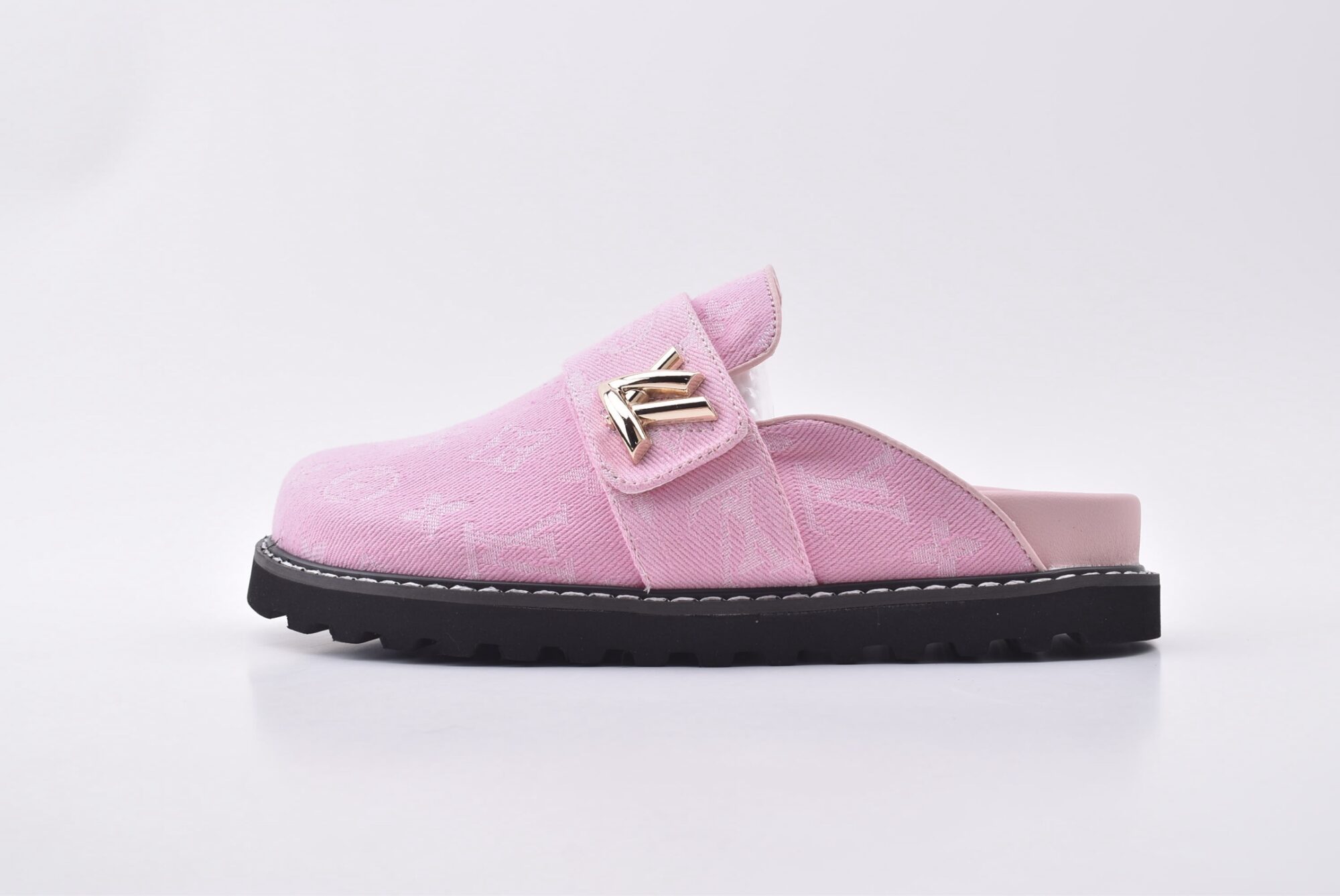 Louis Vuitton/LV
