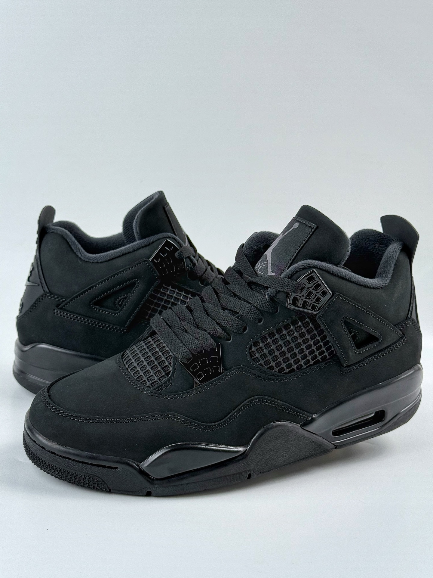 Air Jordan 4