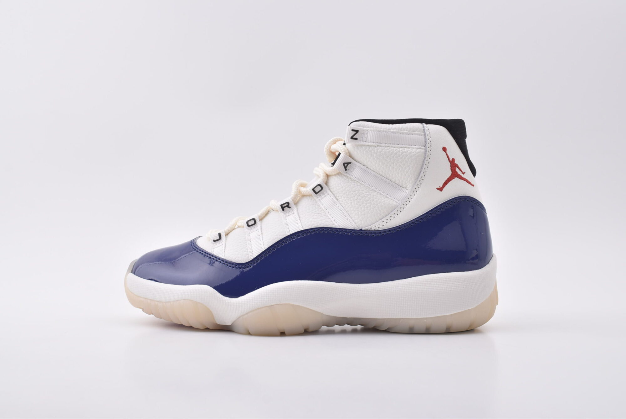 Air Jordan 11
