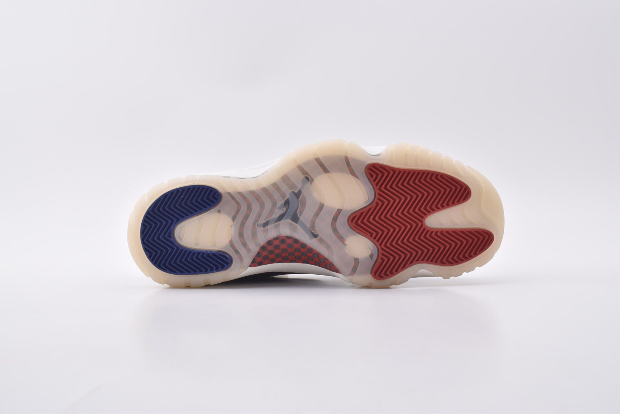 Air Jordan 11 - Image 6