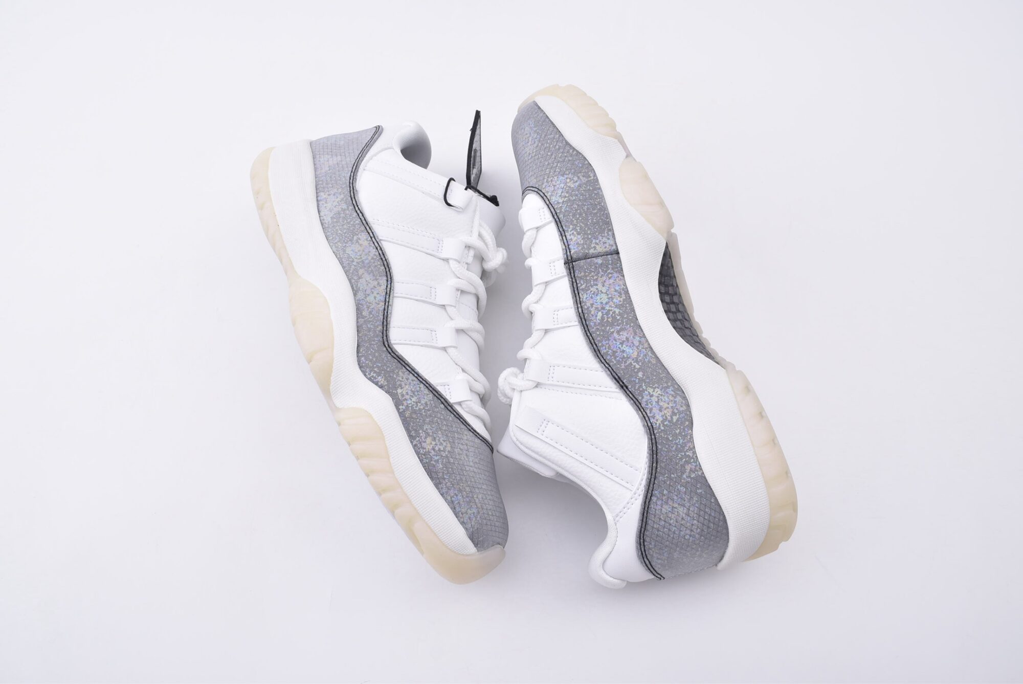Air Jordan 11 Year of the Snake Limited Edition - Image 4