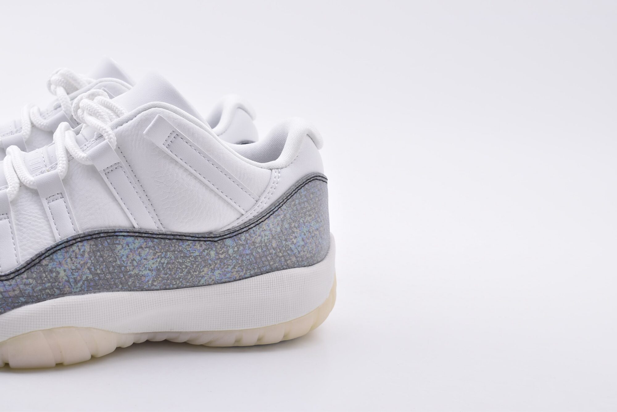 Air Jordan 11 Year of the Snake Limited Edition - Image 6
