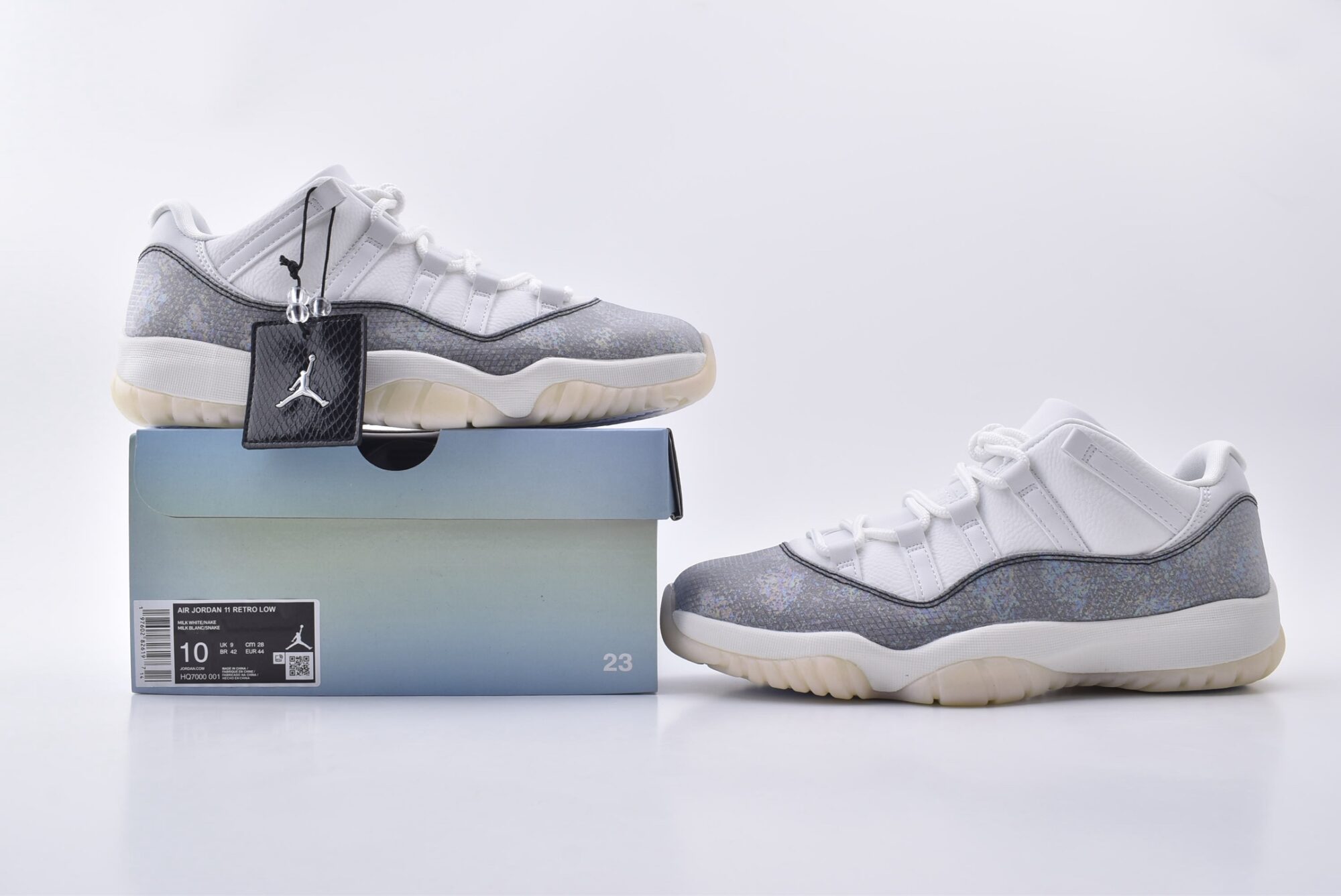 Air Jordan 11 Year of the Snake Limited Edition - Image 9
