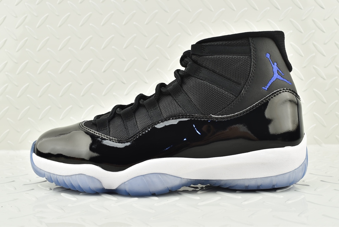 Air Jordan 11