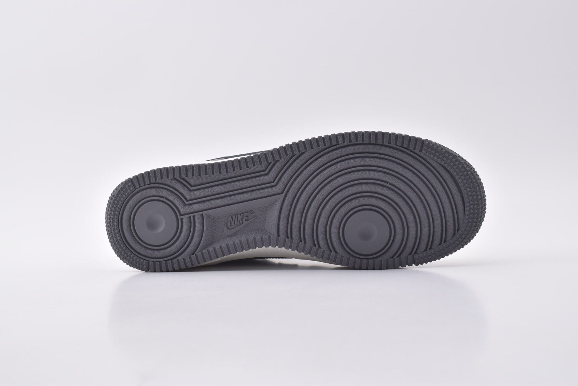 Nike Air Force 1 '07 Low - Image 7