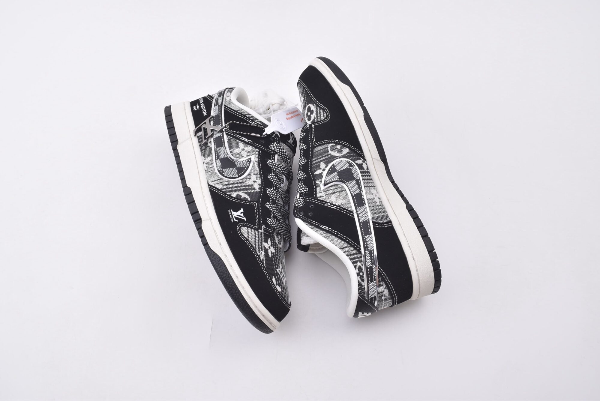 Nike Dunk Low SB - Image 4