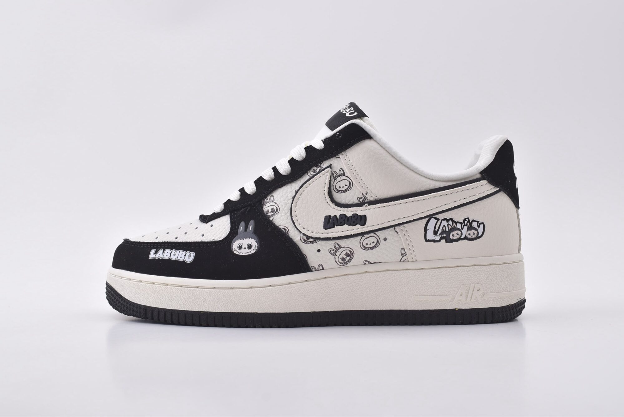Nike Air Force 1 x Labubu