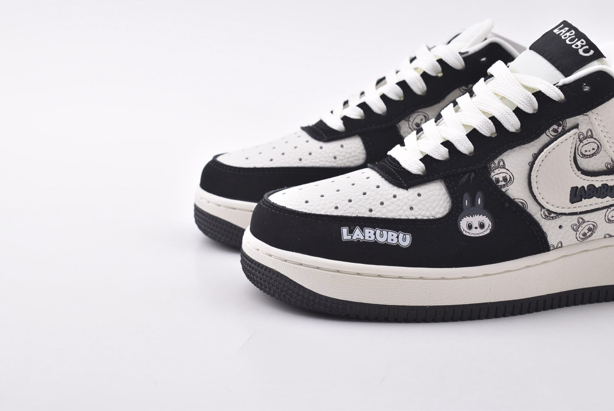 Nike Air Force 1 x Labubu - Image 5