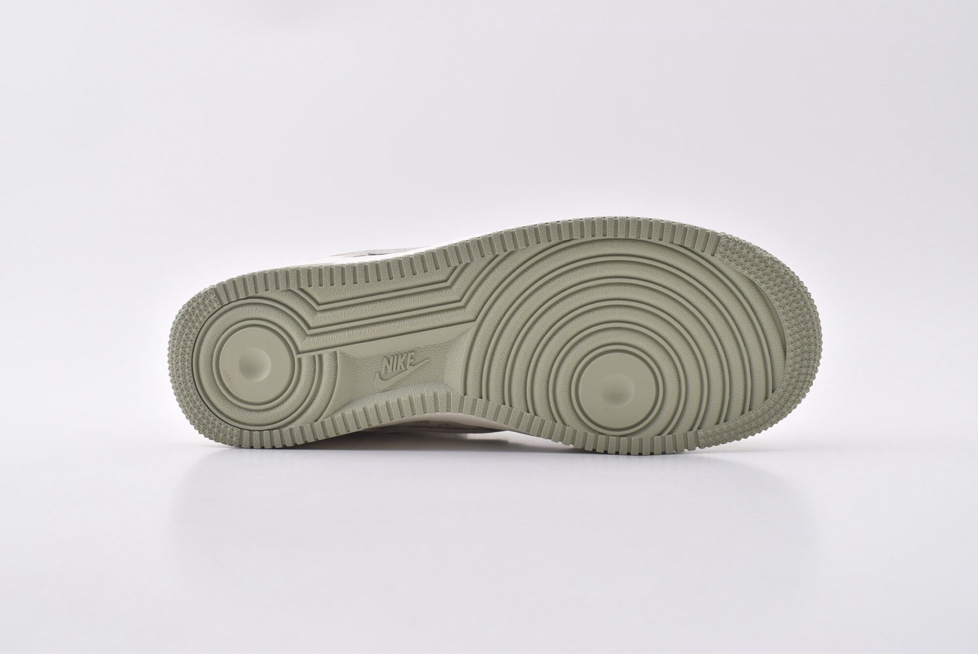 Nike Air Force 1 x Labubu - Image 7
