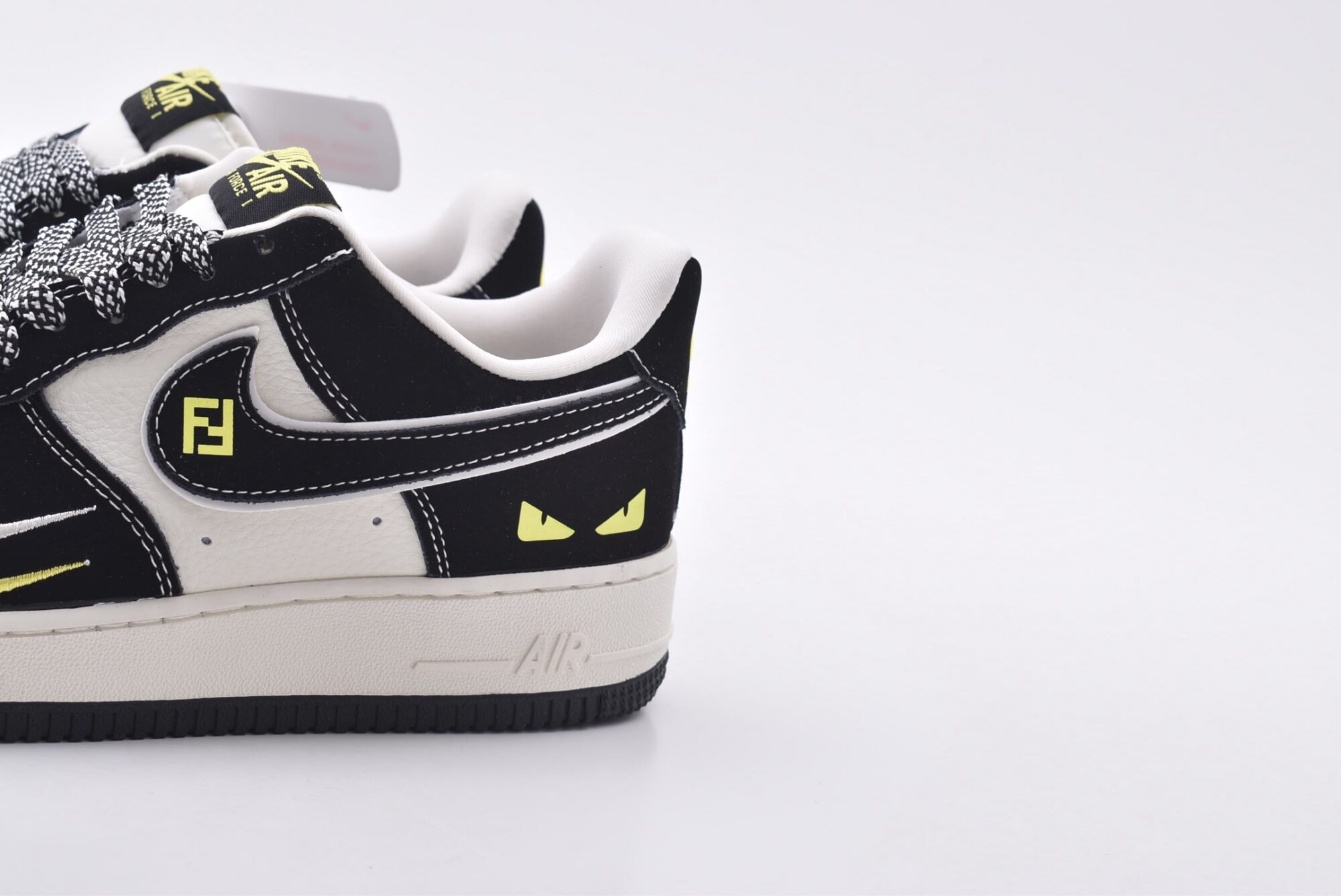 nike air force 1(black and white)