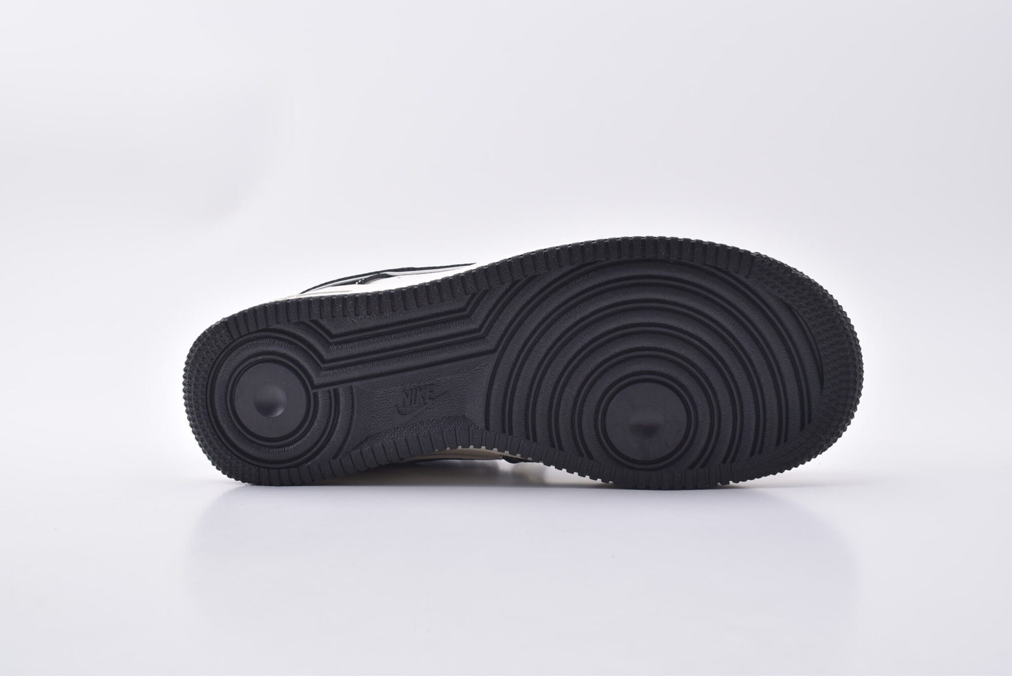nike air force 1(black and white)