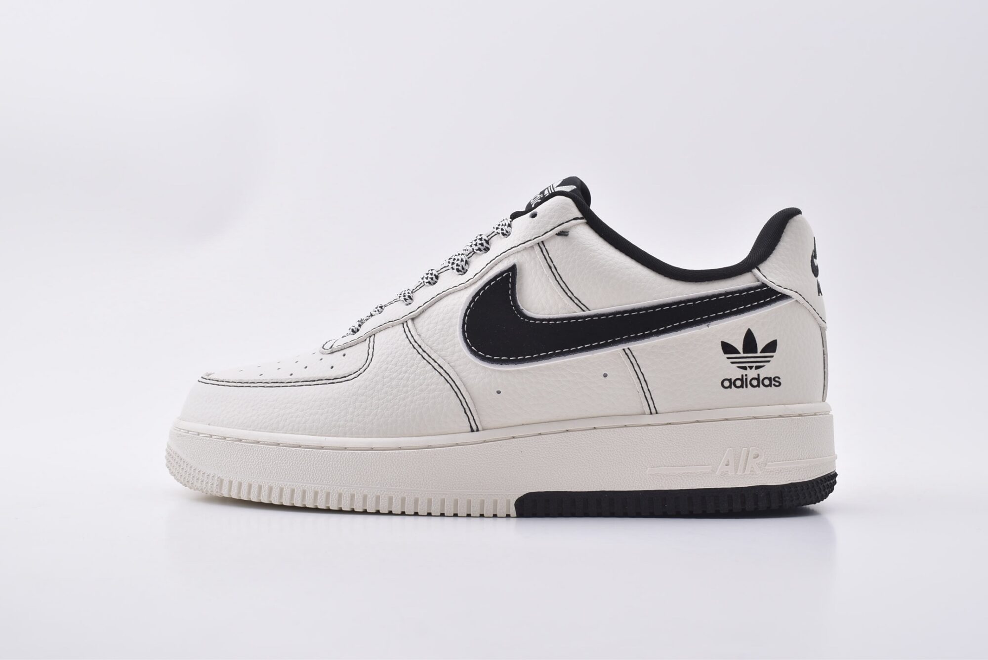 nike air force 1(white and black)