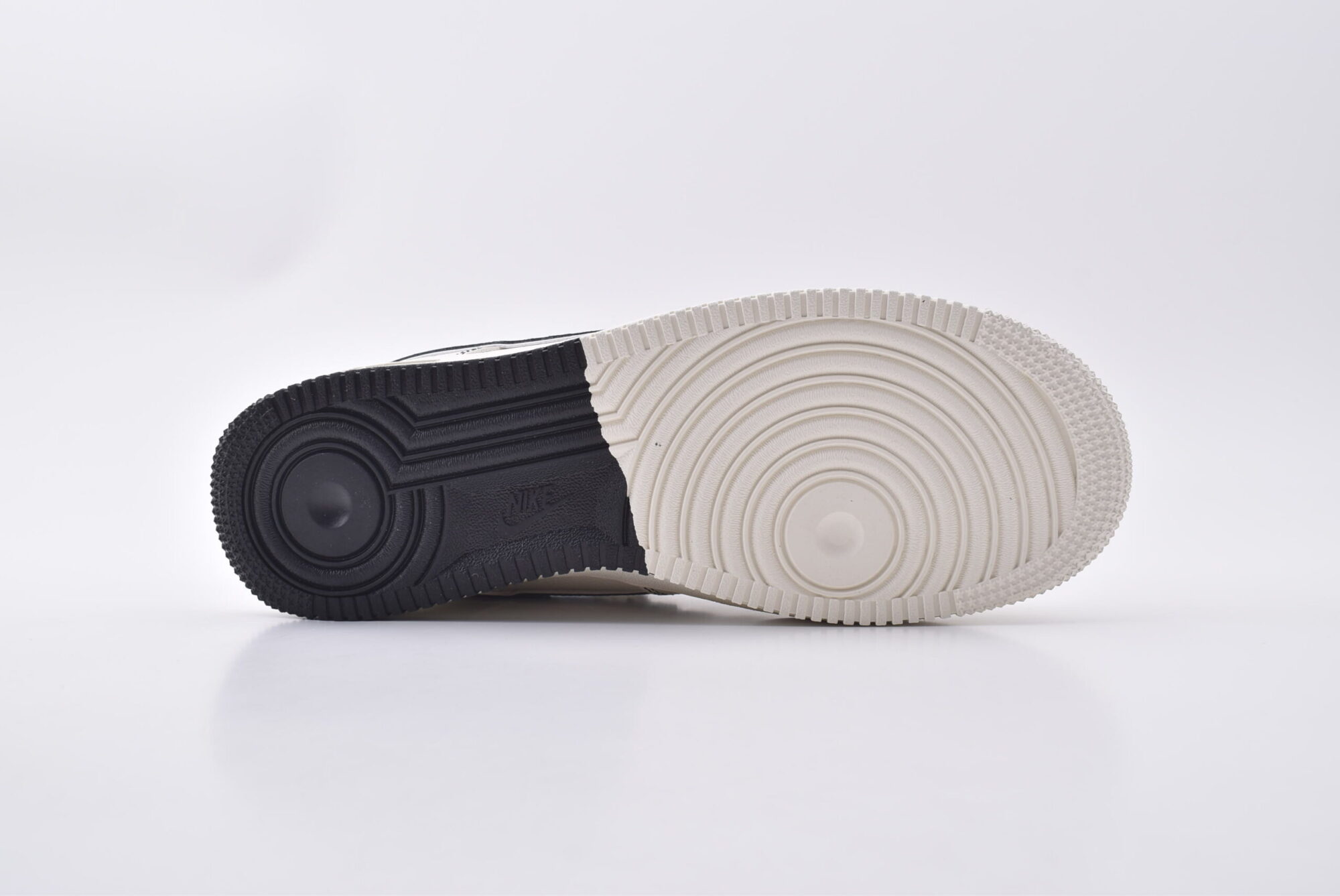 nike air force 1(white and black)