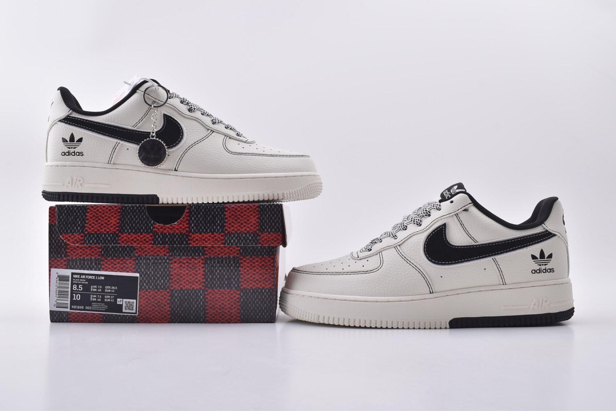 nike air force 1(white and black)