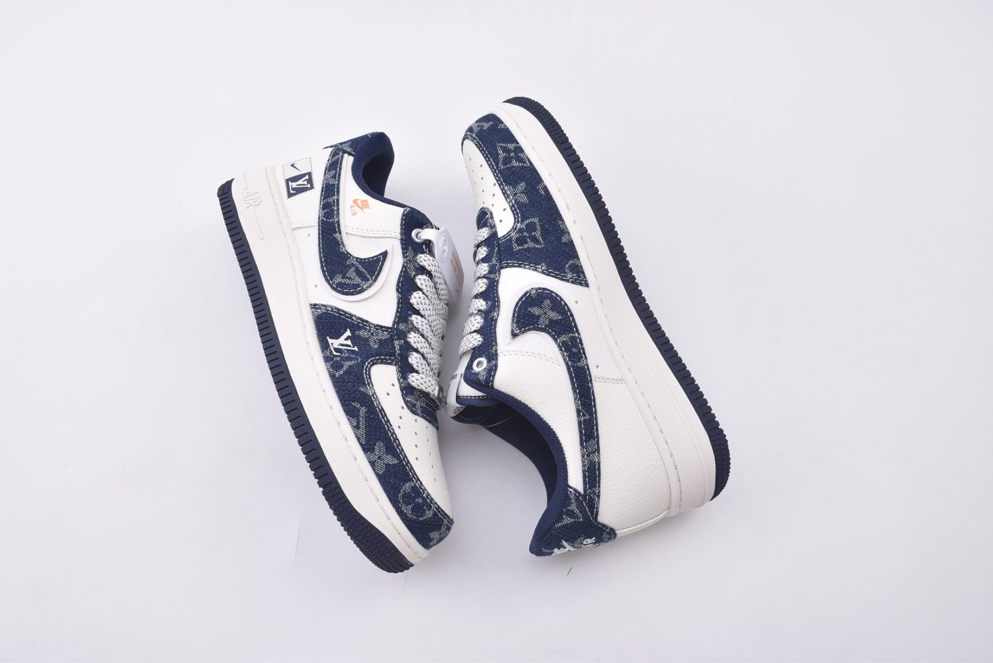 nike air force 1 lv custom (white and blue)
