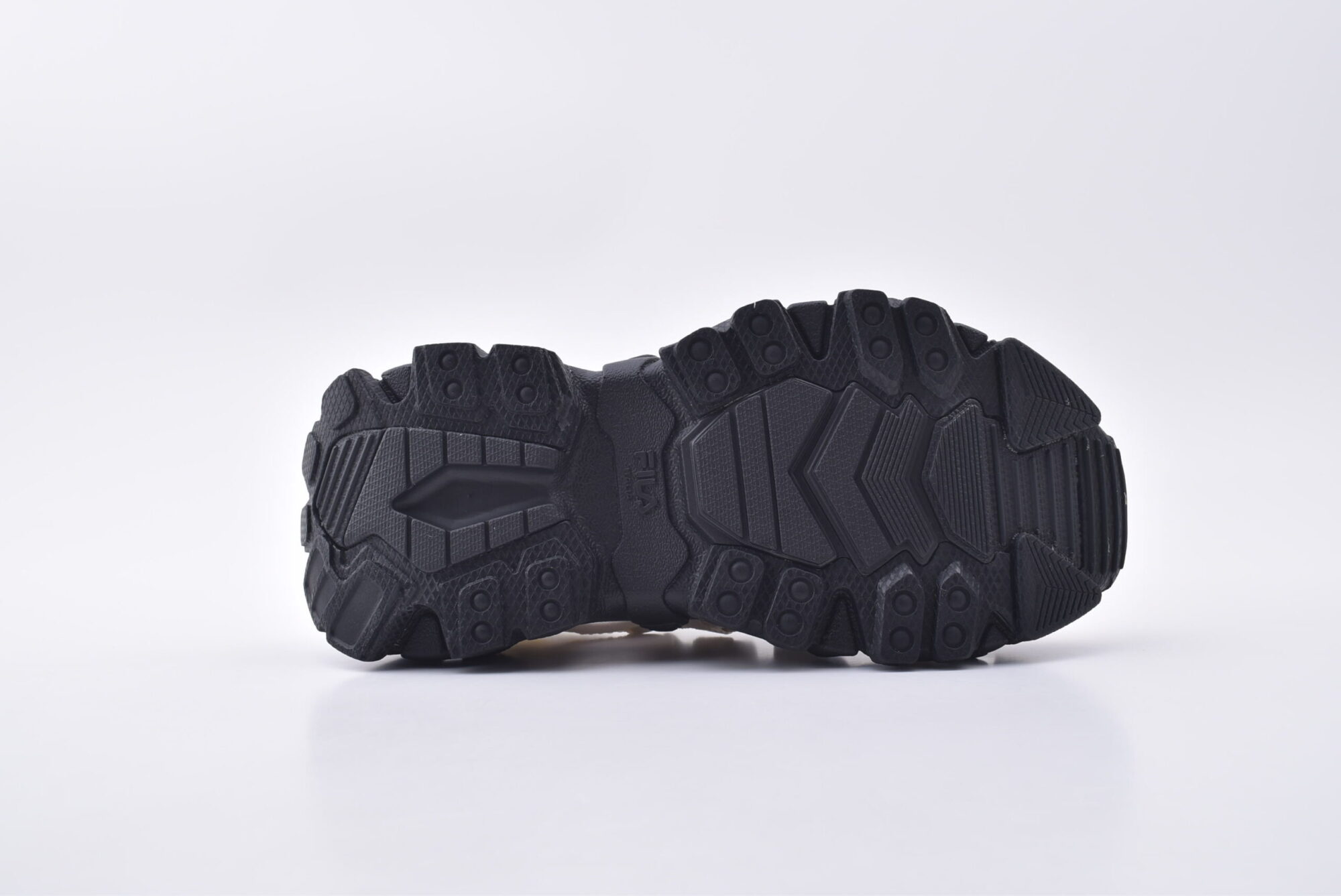 fila exocet sandal mountain sandals （white and black）