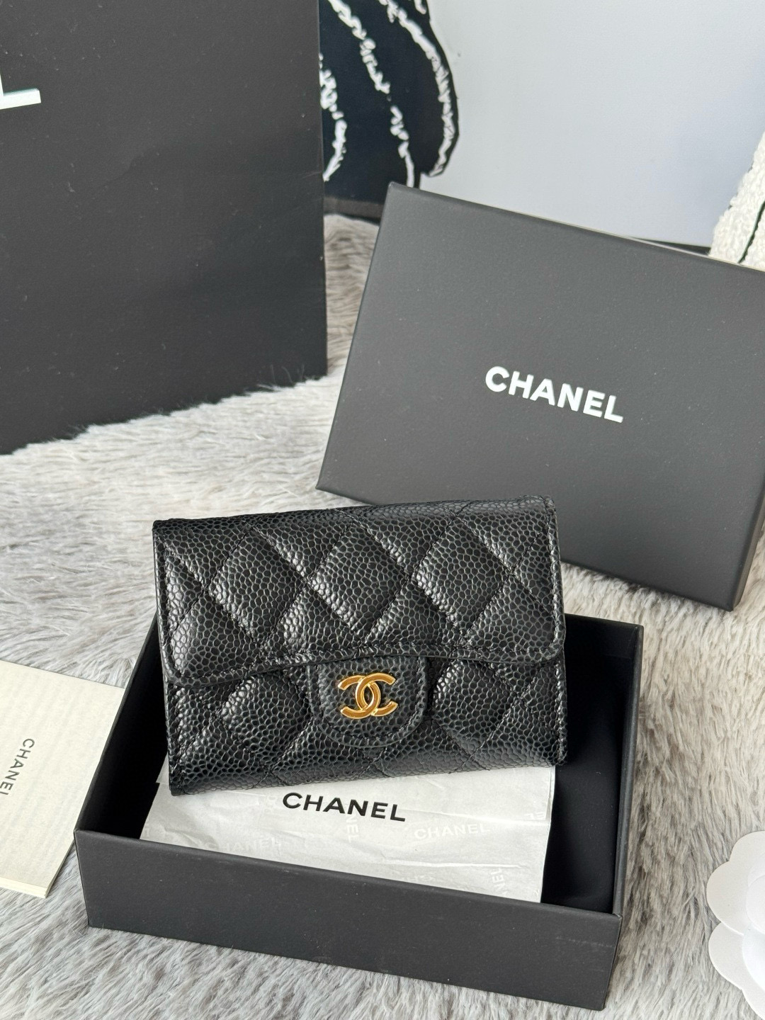 chanel small wallet