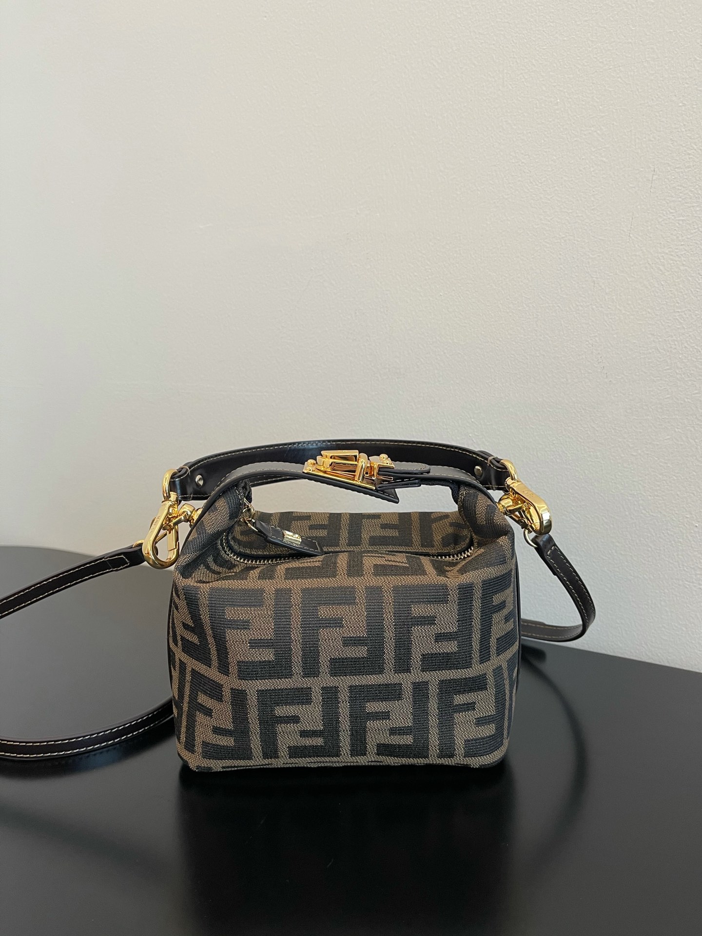 fendi medieval antique flower lunch bag