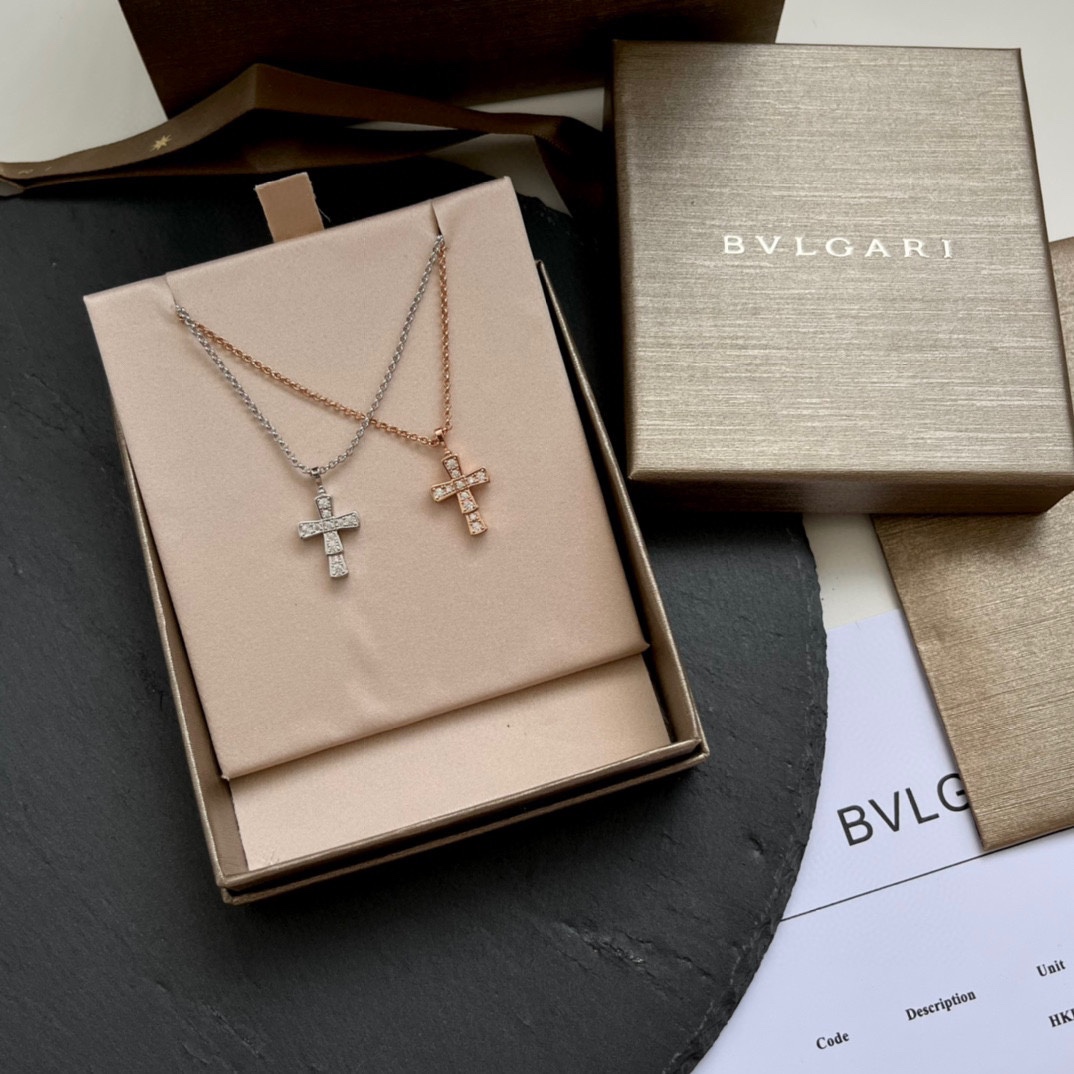 BVLGARI--Snake Bone Cross Necklace