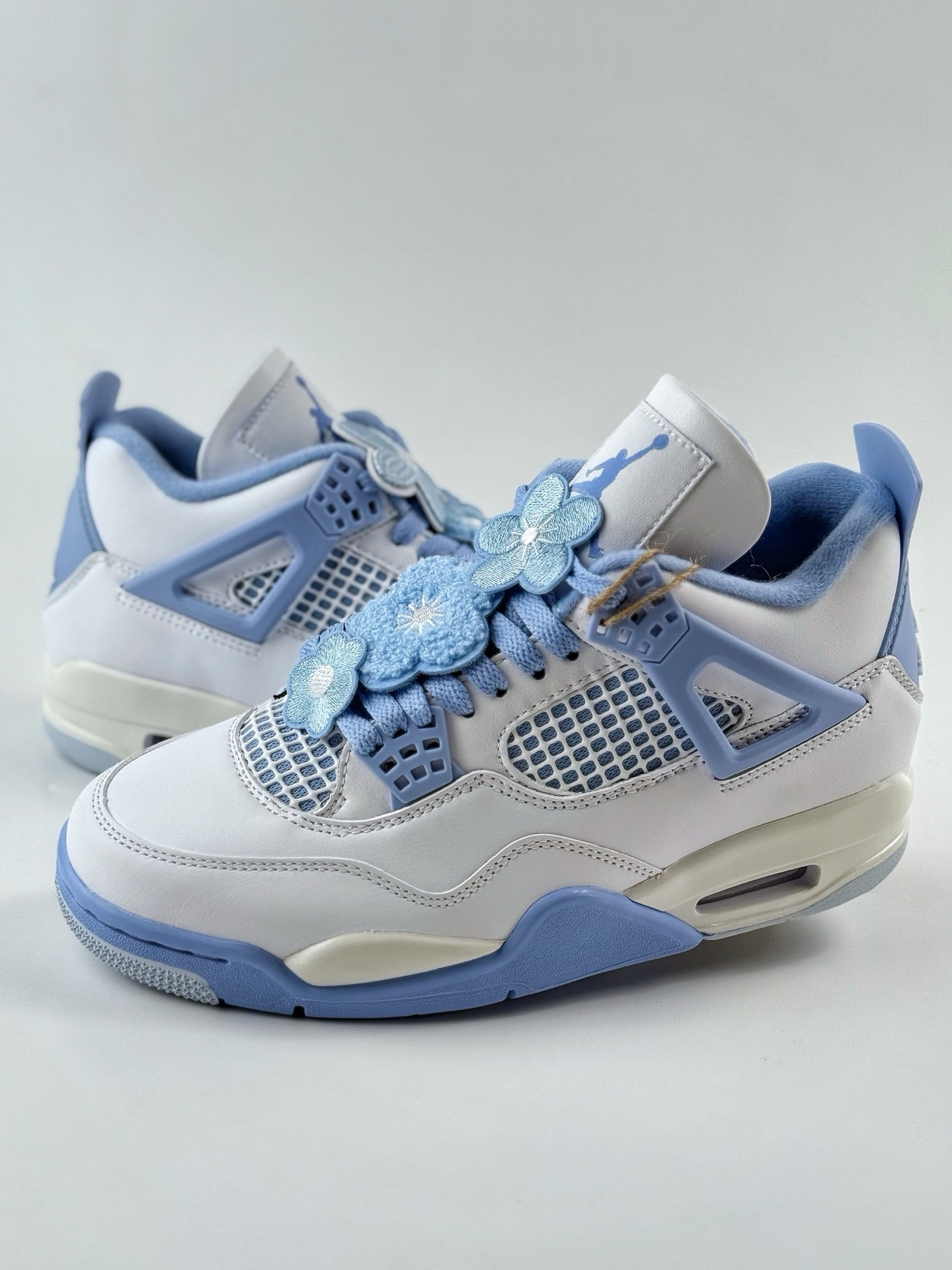 Nike Air Jordan 4 Retro  "ALUMINUM"