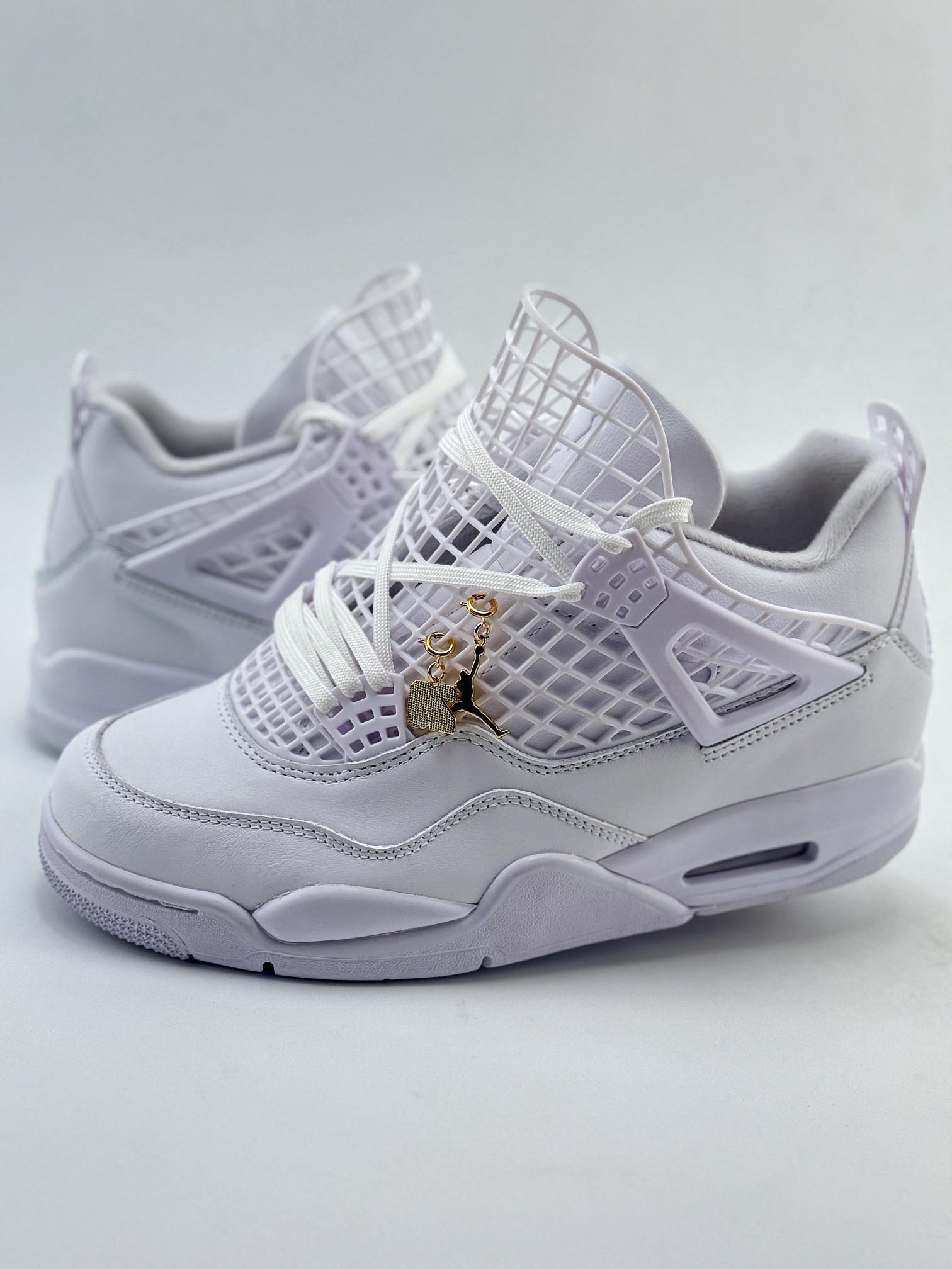 Air Jordan 4 Retro (Pure White)