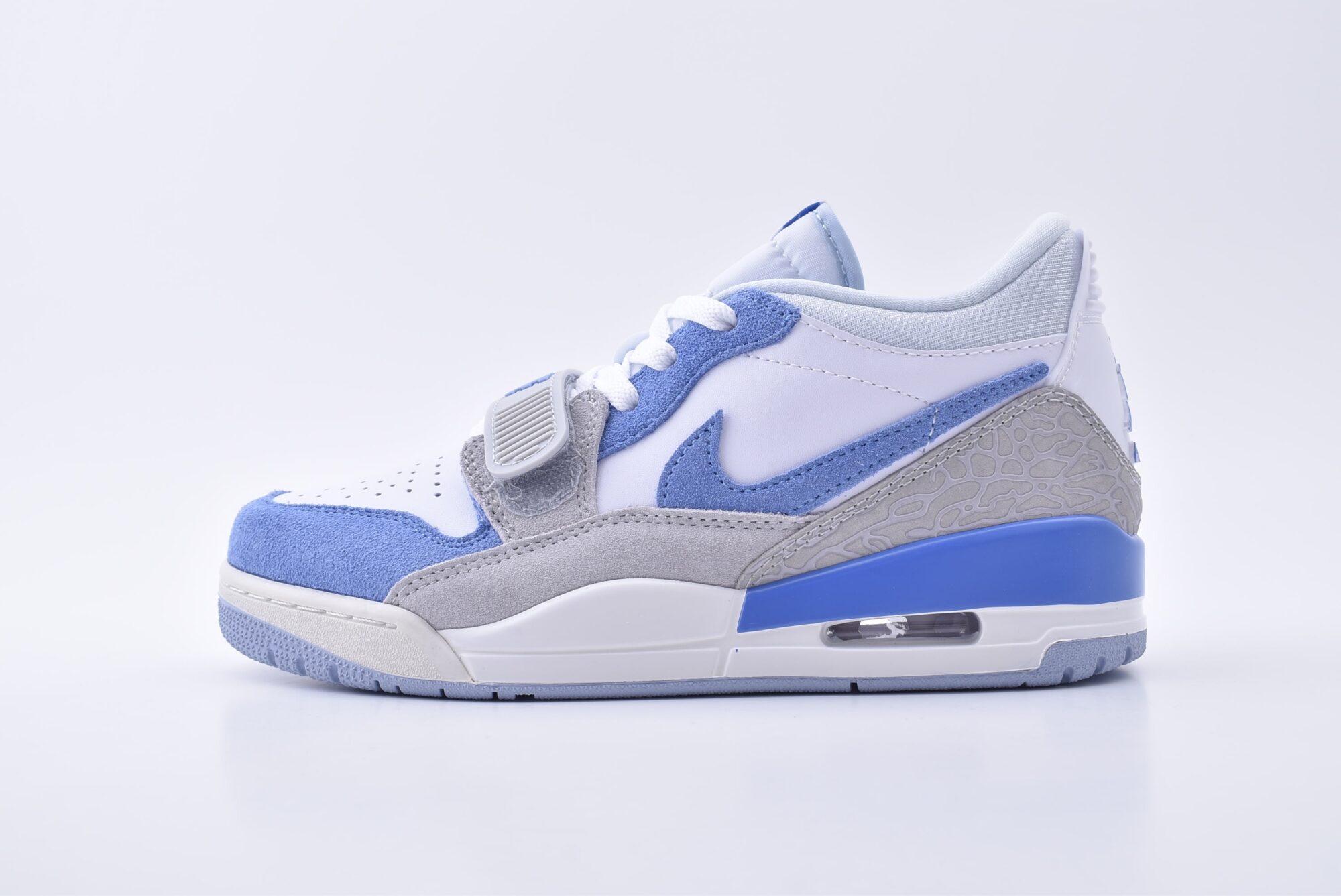 Air Jordan 312 Low   （White and blue）