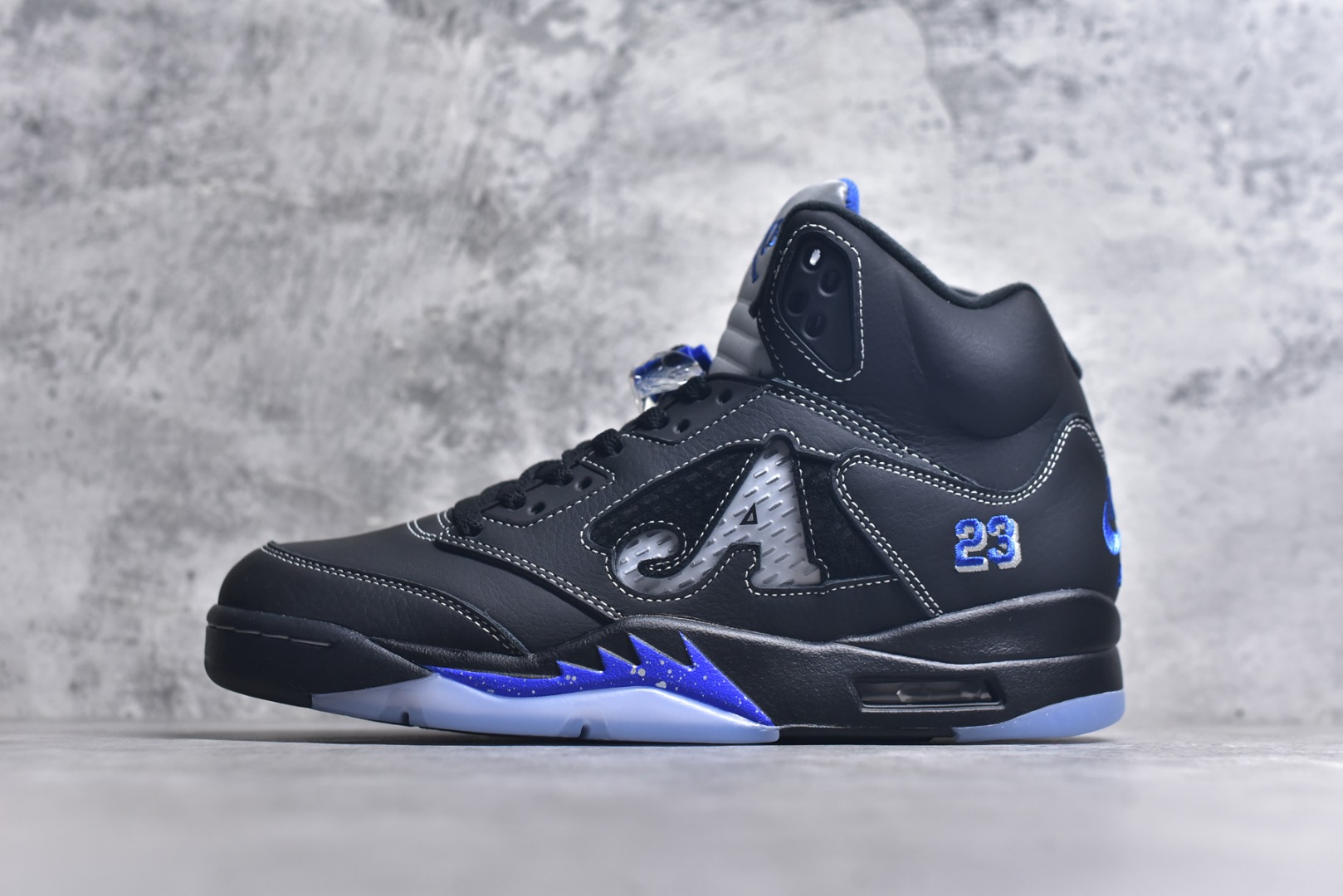 Awake NY x Air Jordan AJ5   （Black and blue）