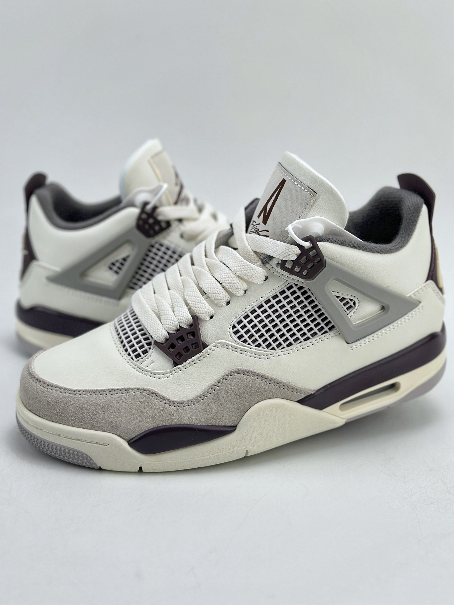 Air Jordan 4 x A Ma manière violet ore