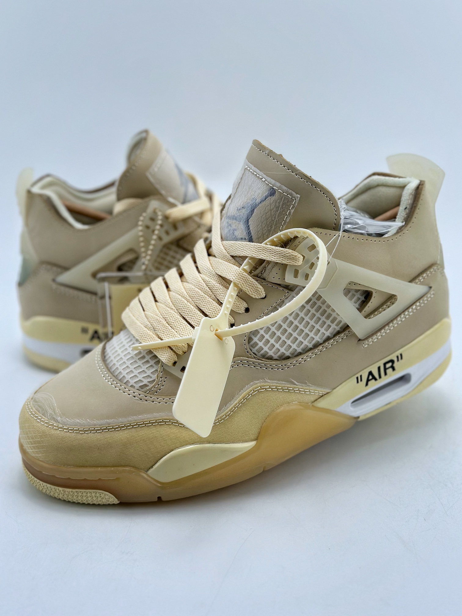 Air Jordan 4 Retro x OFF-WHITE "Sail"