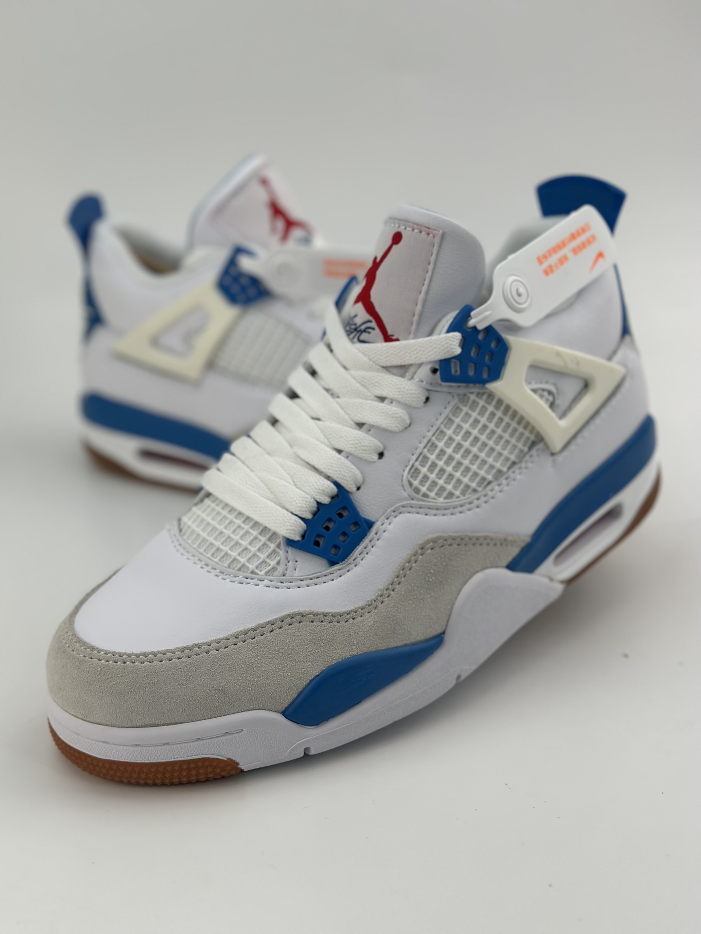 Air Jordan 4 Retro Low