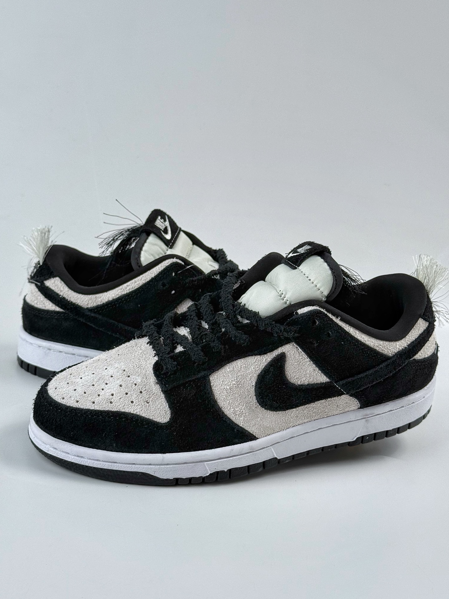 Nike SB Dunk Low Black and White