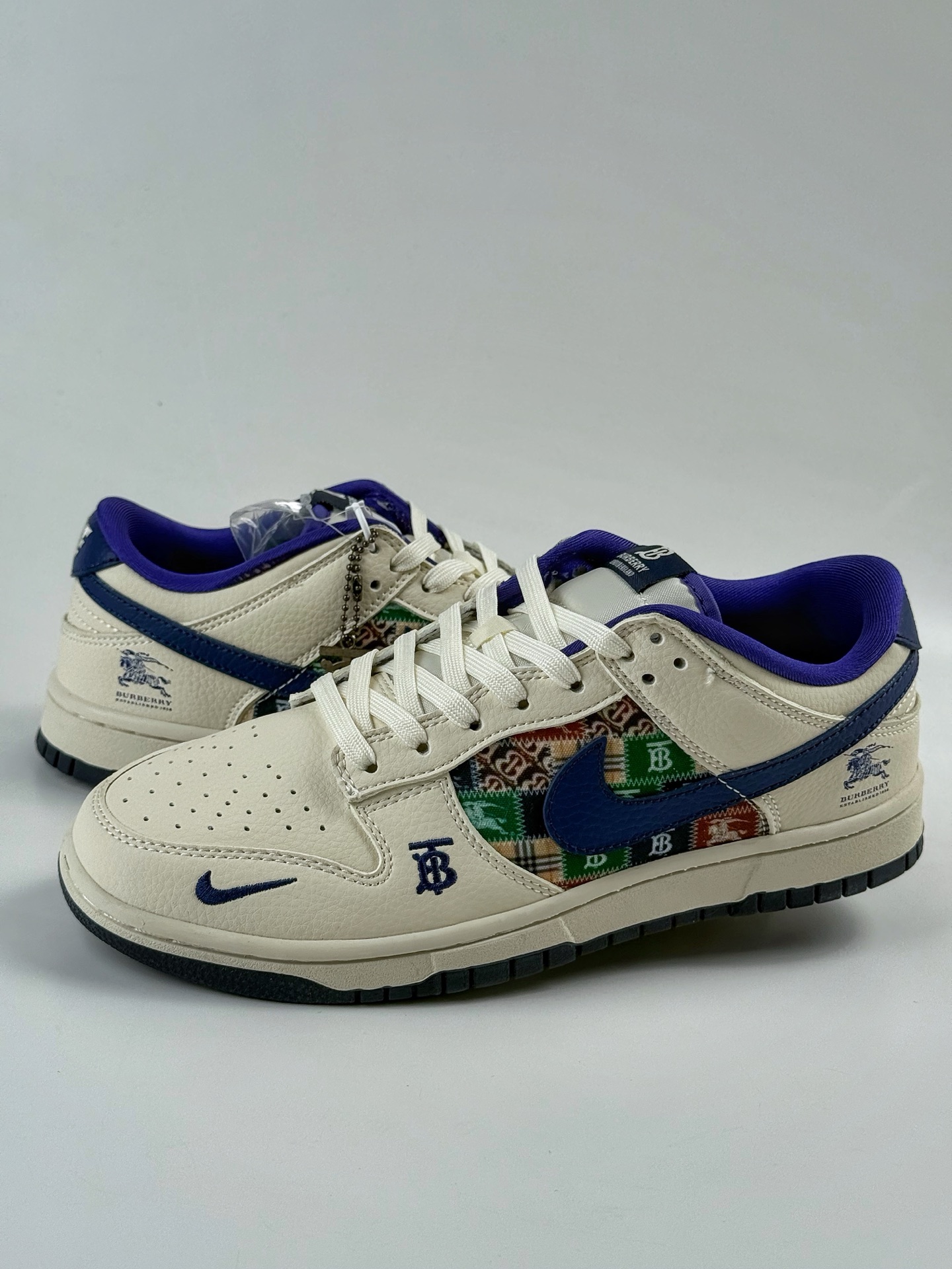 Nike SB Dunk Low RETRO x Balenciaga White and Blue Swoosh