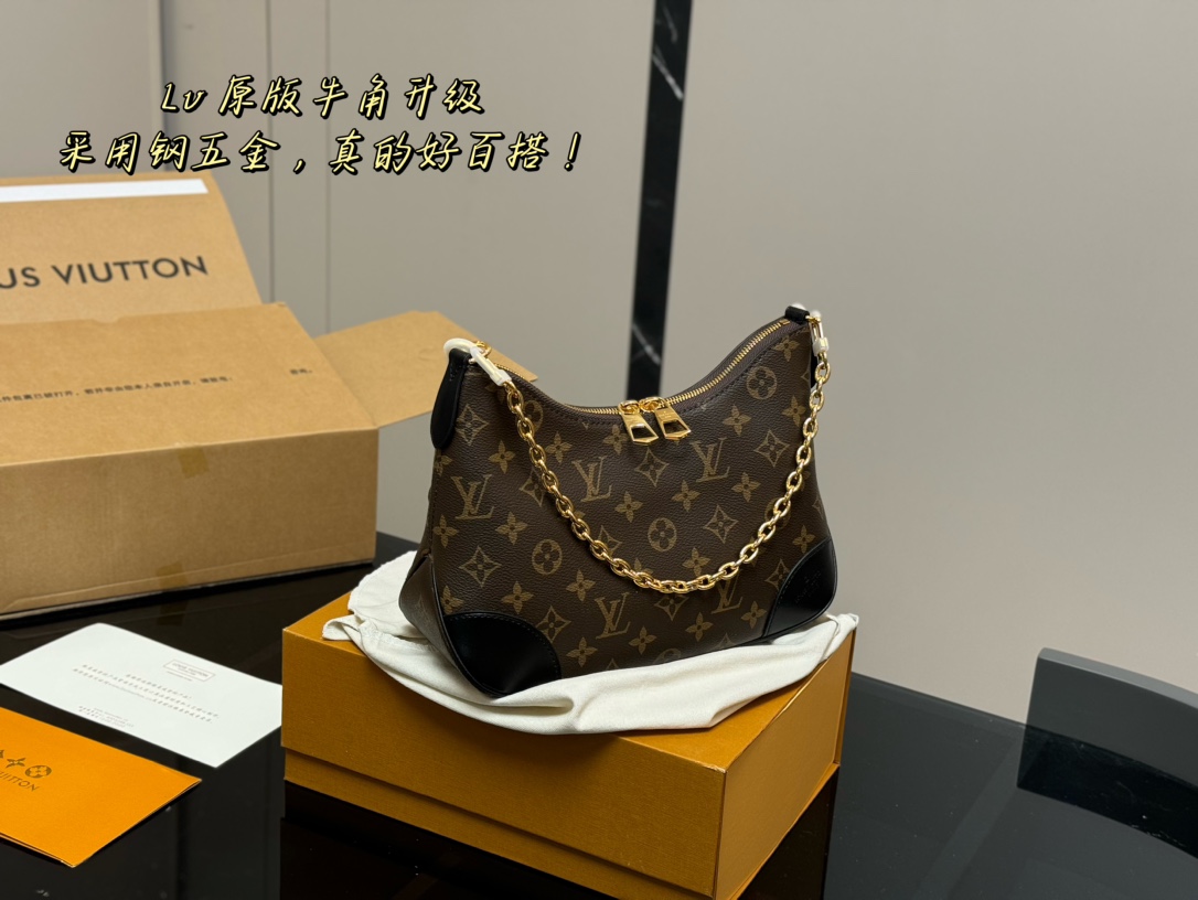 Louis Vuitton croissant